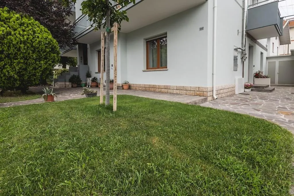 New Jungle Chic Home Riccione İtalya